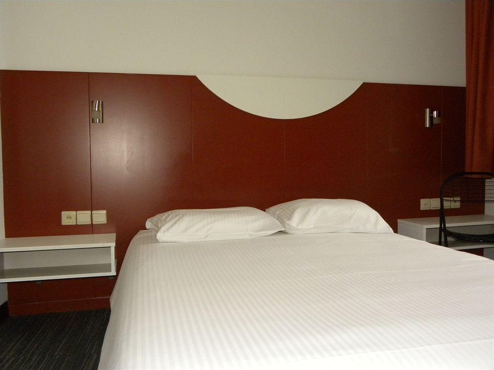גנק Green Hotel מראה חיצוני תמונה