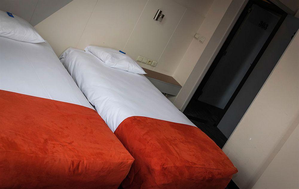 גנק Green Hotel מראה חיצוני תמונה